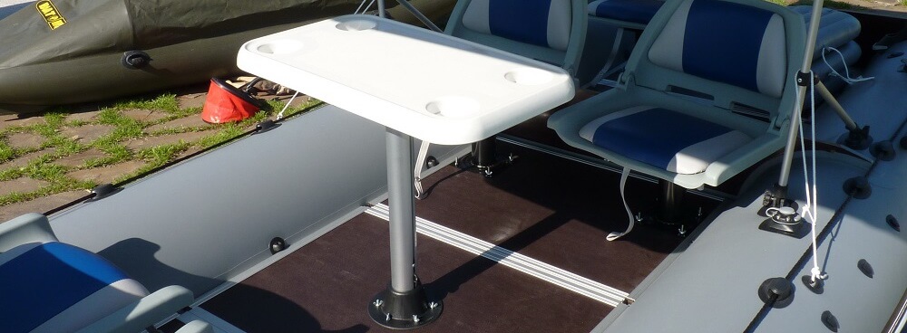 Стіл пластиковий в зборі прямокутний